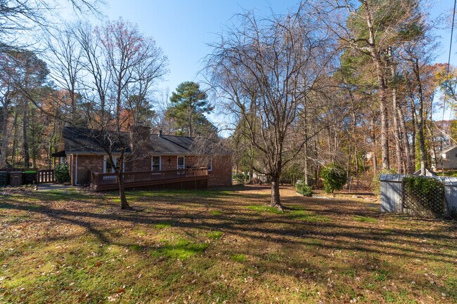 Building Photo - 5603 Ventura Dr