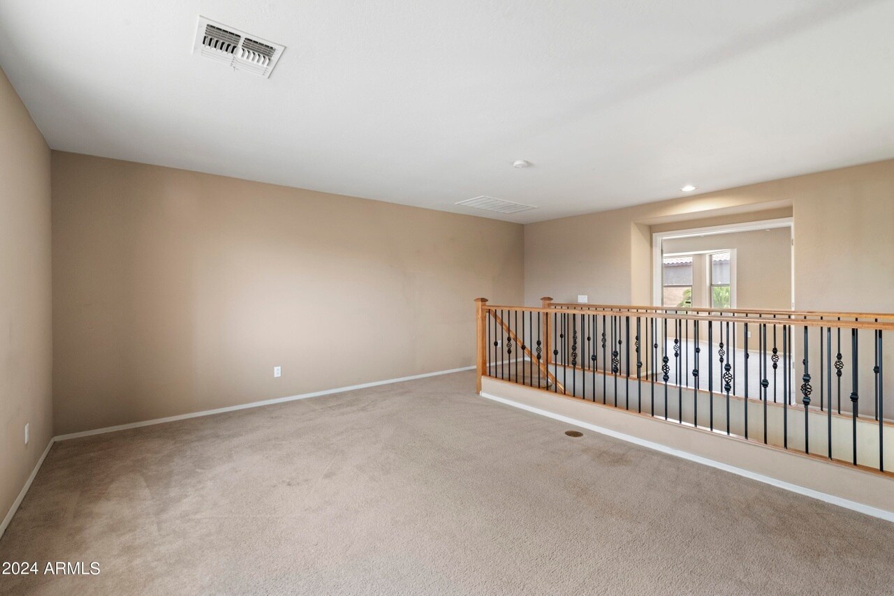 Loft - 18466 W Westfall Way