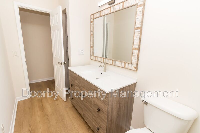 Building Photo - 4716 Tomahawk Trail