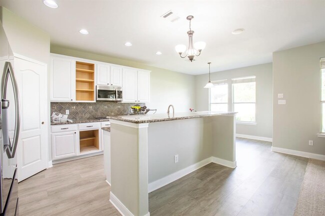Building Photo - 350 McGarity