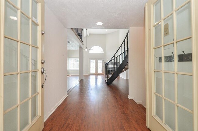 Building Photo - 12707 Sandri Ln