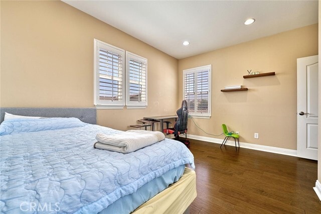 Building Photo - 524 S Petunia St