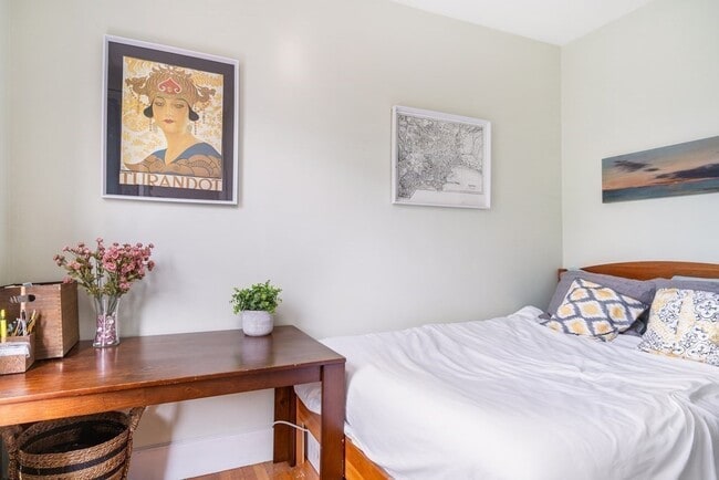 Building Photo - 15 Ellery St