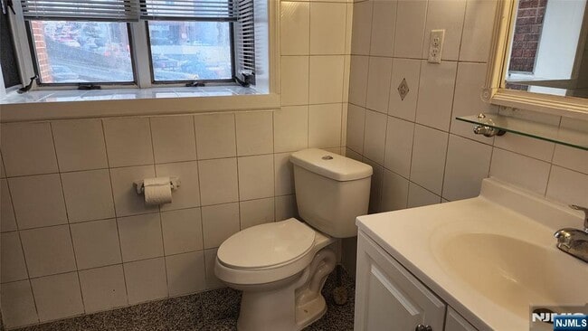 Building Photo - 50 W Columbia Ave