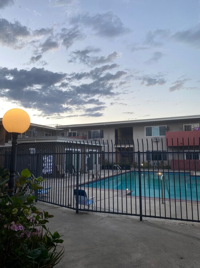 Building Photo - 5021 Atlantic Ave