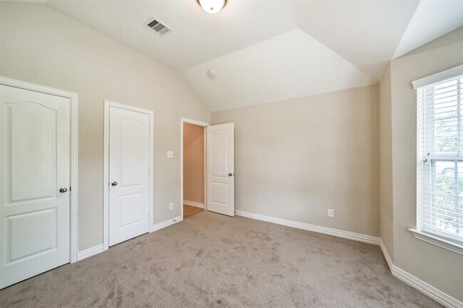Building Photo - 14711 E Red Bayberry Ct
