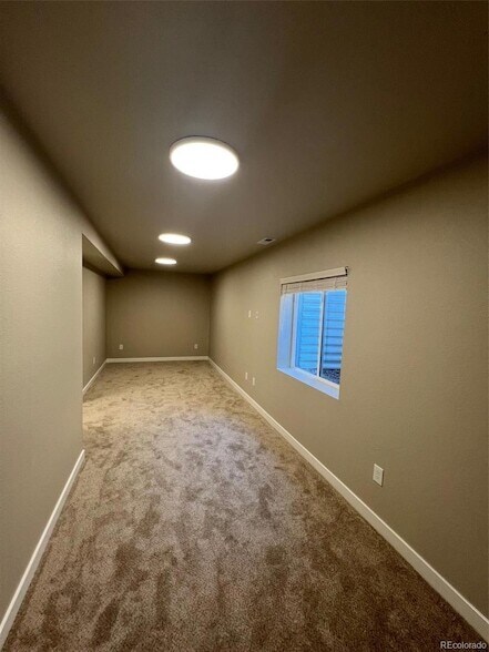 Building Photo - 3987 Wyedale Wy