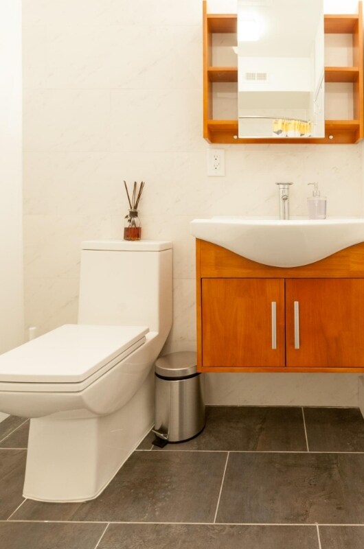 Building Photo - 4918 Park Ave