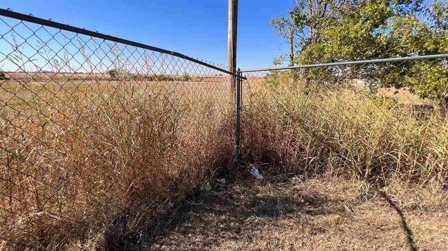 Building Photo - 102 Mohawk Ave