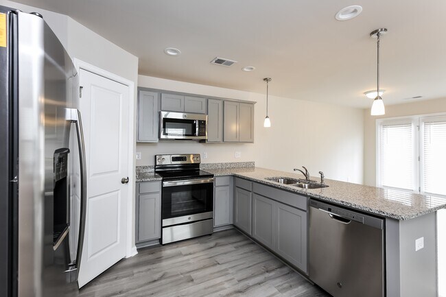 Building Photo - 704 Millsgate Cir