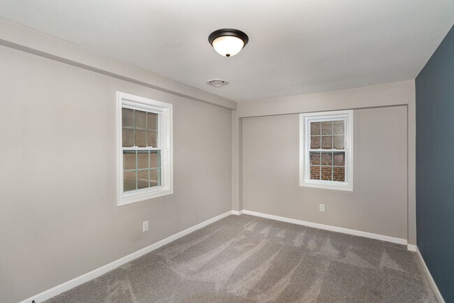 Building Photo - 4 Bedroom home in historic downtown Carlisle, PA!