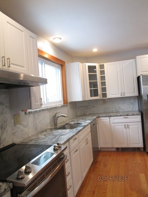 Building Photo - 38 Forest St