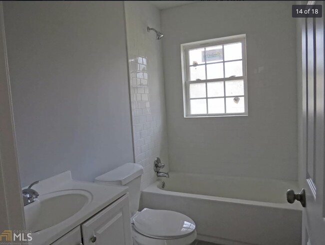 Bathroom - 784 Soperton Hwy