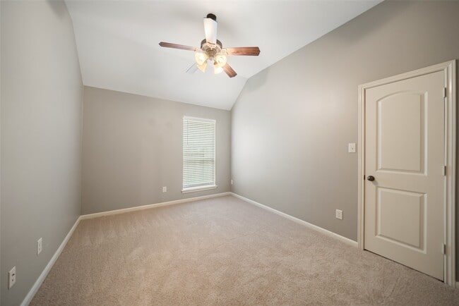 Building Photo - 2818 Red Maple Dr