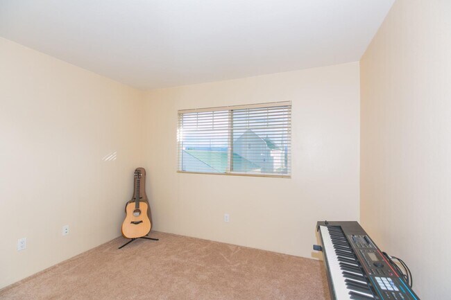 Building Photo - 91-1031 Kaimalie St. #4C3 - TJackson | 91-...