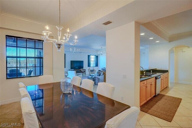 Building Photo - 10721 Mirasol Dr