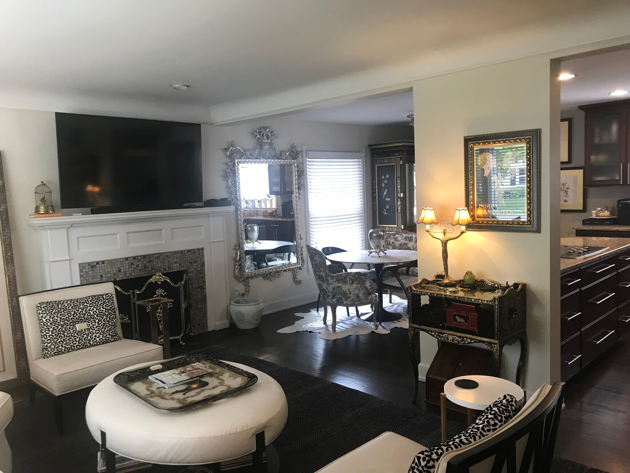 Fireplace - Wood - 997 Henrietta St