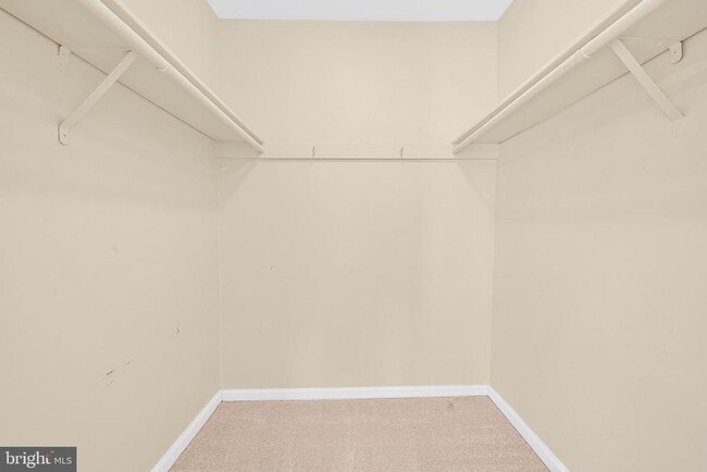 Building Photo - 5204 Newton St