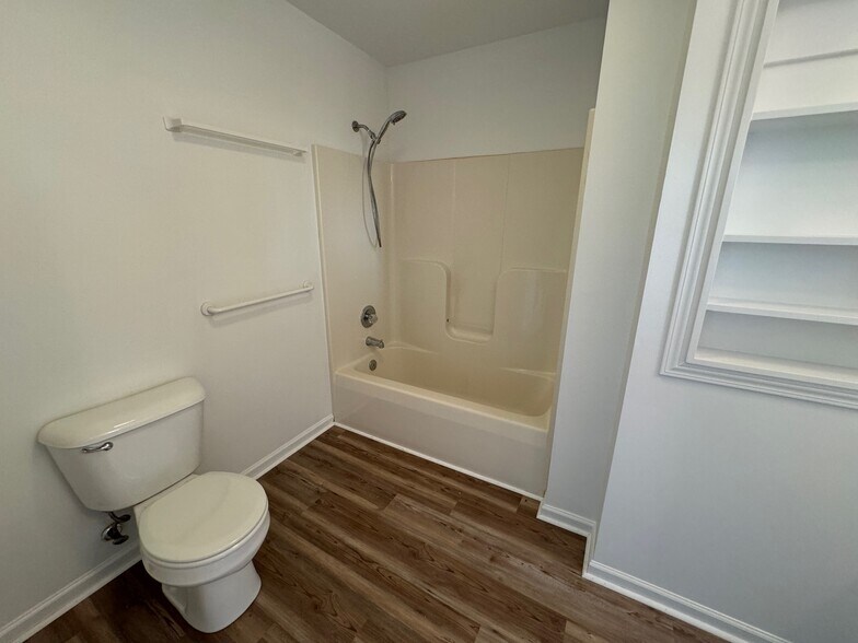 Building Photo - 74 Deaver St