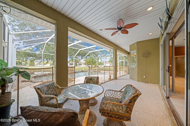 Building Photo - 949 SE Gardenbrook Ct