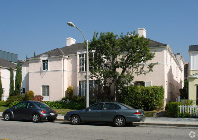 Building Photo - Beverly Villa Apts