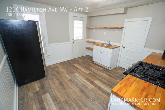 Building Photo - 1216 Hamilton Ave NW