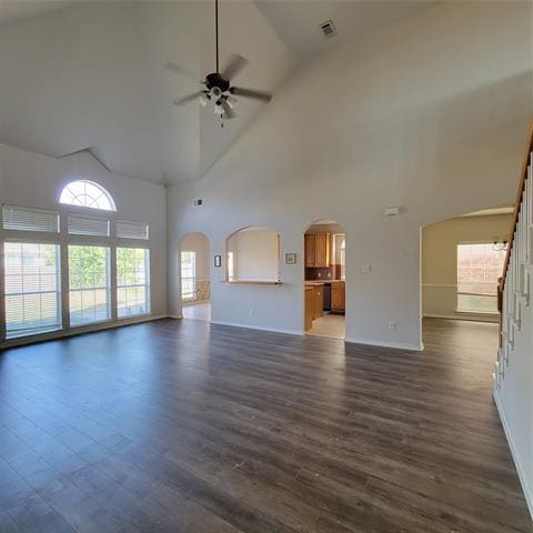 Building Photo - 5400 Meadow Valley Dr