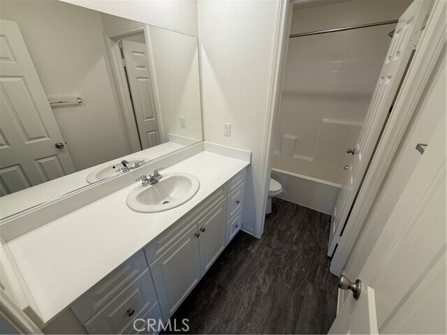 Building Photo - 672 Suukat Ct