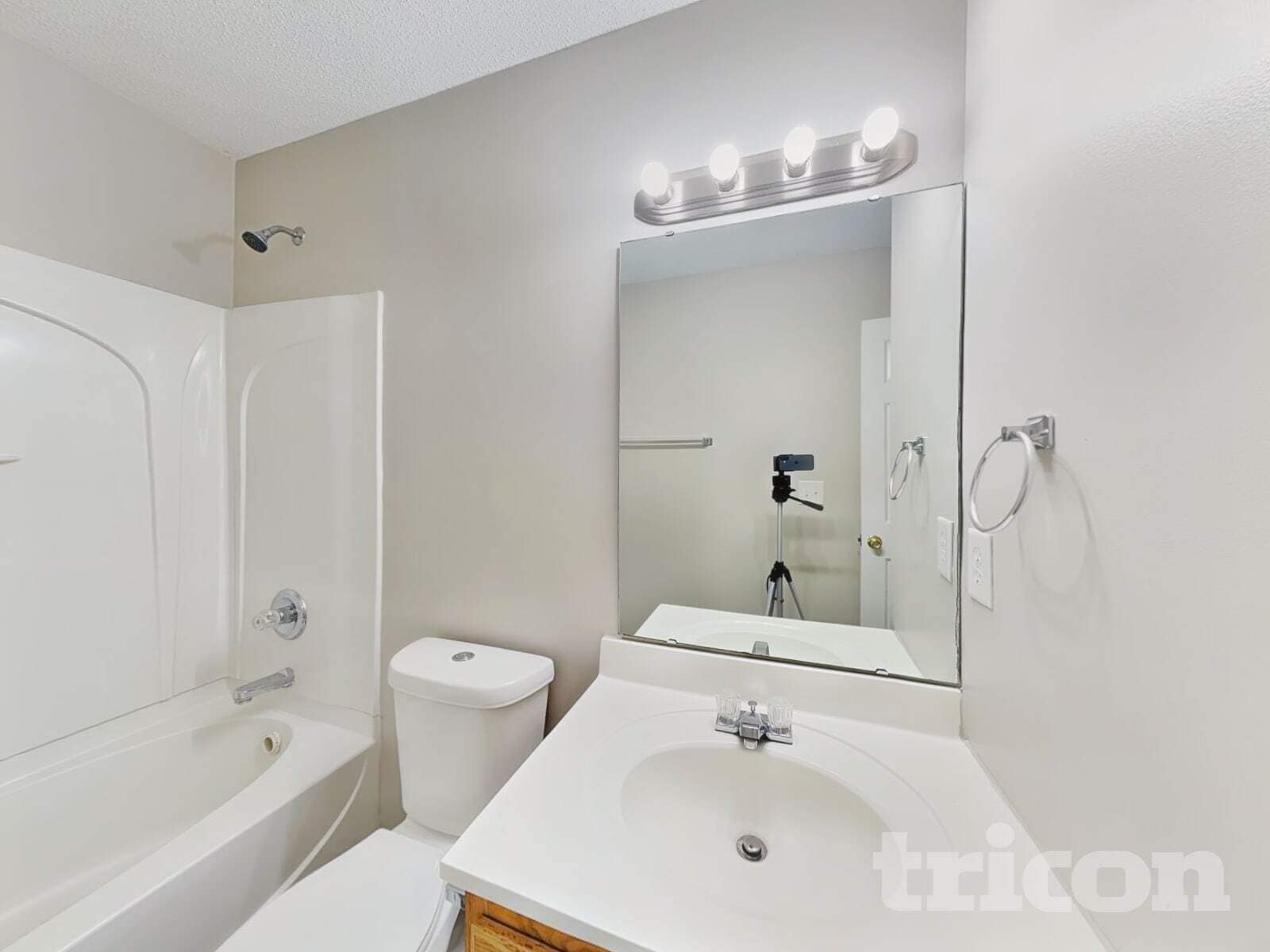 Building Photo - 3606 Willano Way