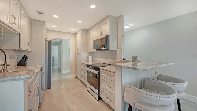 Building Photo - 131 Whispering Sands Cir