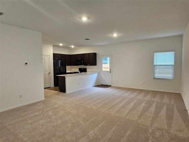 Building Photo - 128 Dollars Dr