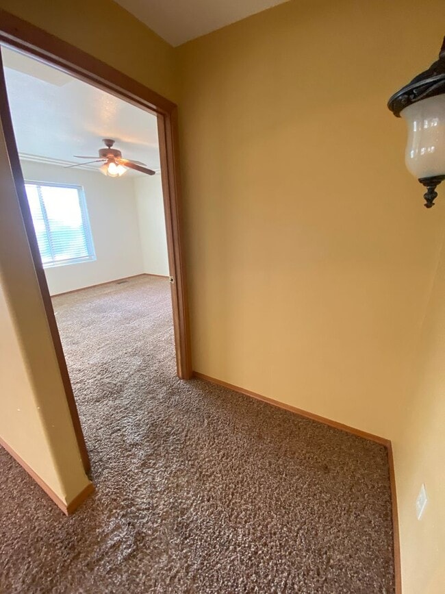 Building Photo - April Rent Free - House with Triple Car Garage