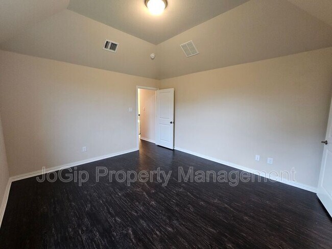 Building Photo - 4318 Egret Ct