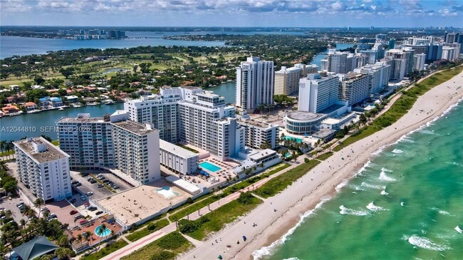 Building Photo - 5401 Collins Ave