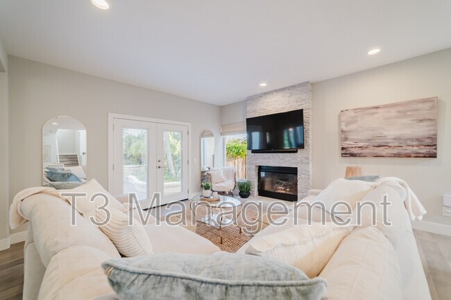 Building Photo - 7528 Navigator Cir