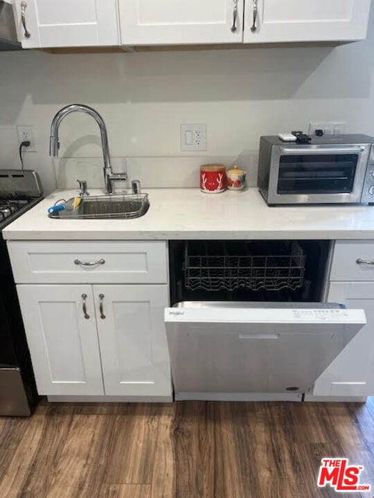 Building Photo - 15524 Sylvan St