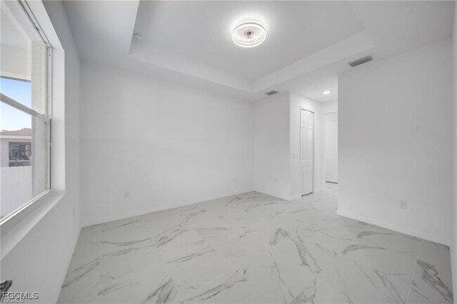 Building Photo - 2805 26th St SW