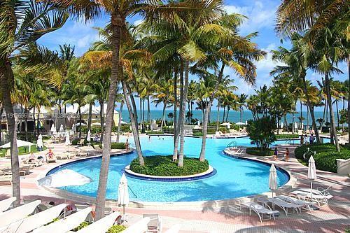 Building Photo - 711 Crandon Blvd