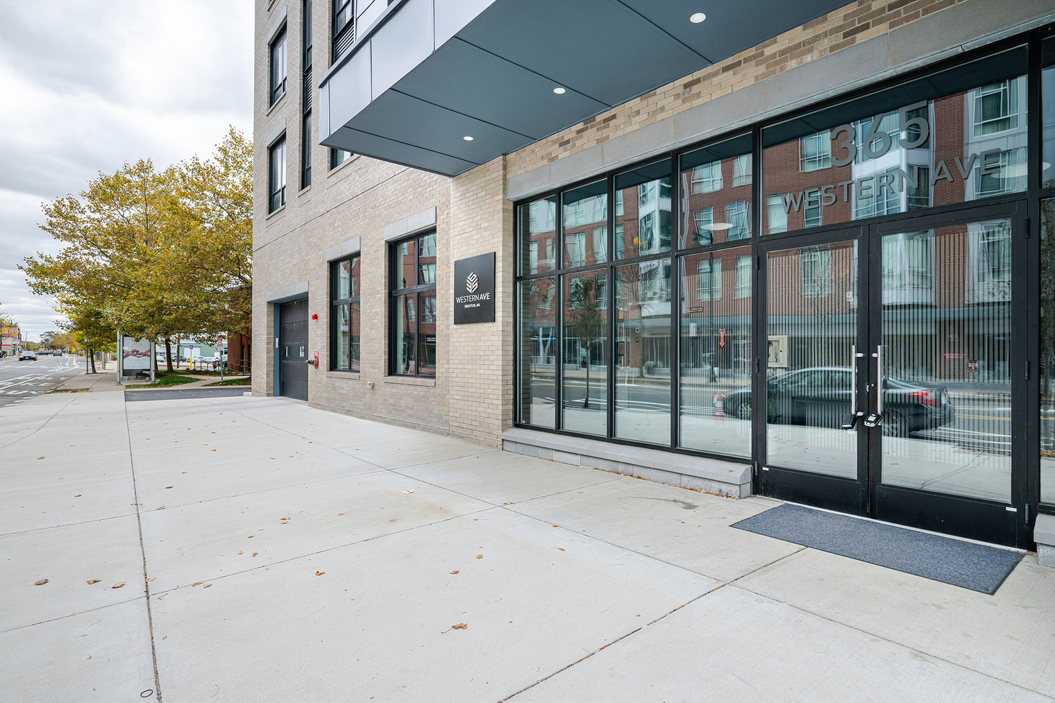 Building Photo - 365 Western Ave