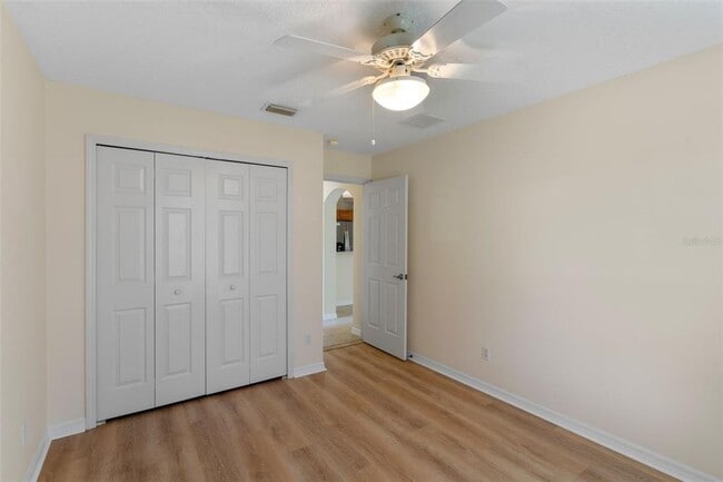 Building Photo - 26908 Honeymoon Ave