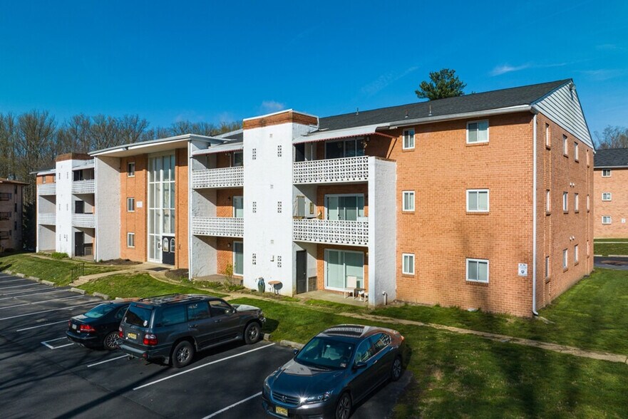 Building Photo - 306 Shipley Rd