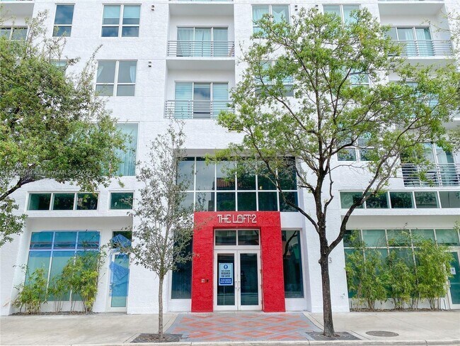 Building Photo - 133 NE 2nd Ave