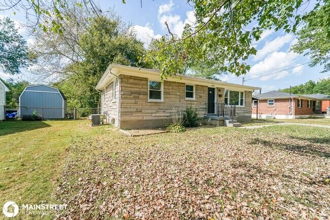 Building Photo - 9400 Aristides Dr, Louisville, KY 40272