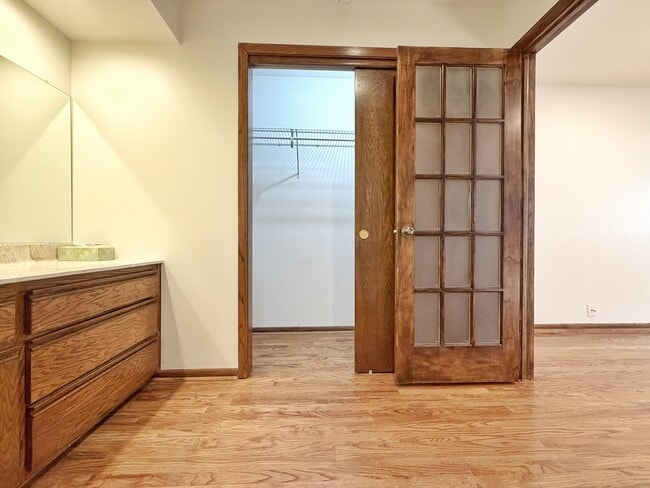 Building Photo - 6710 Wedgewood Ln