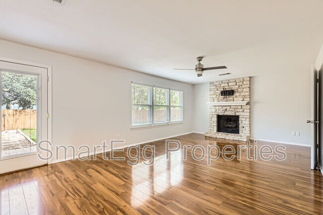 Building Photo - 11426 Bristle Oak Trail