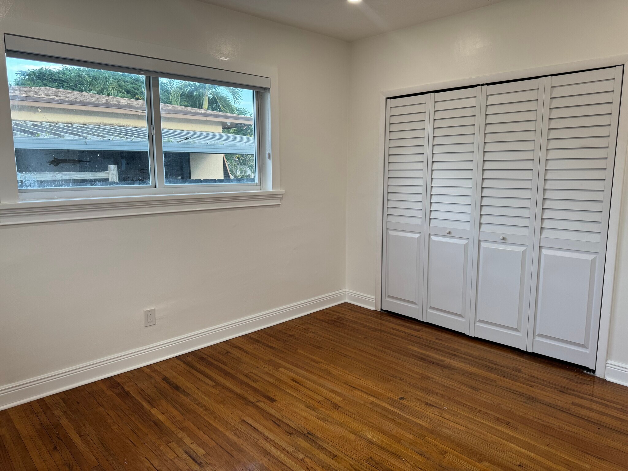 Building Photo - 8366 SW 37th St