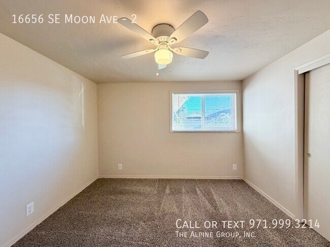 Building Photo - 16656 SE Moon Ave