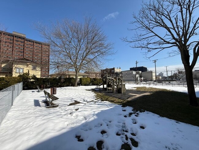 Building Photo - 1434 Mediterranean Ave