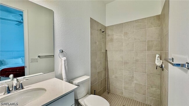 Building Photo - 15048 Pinehurst Ln