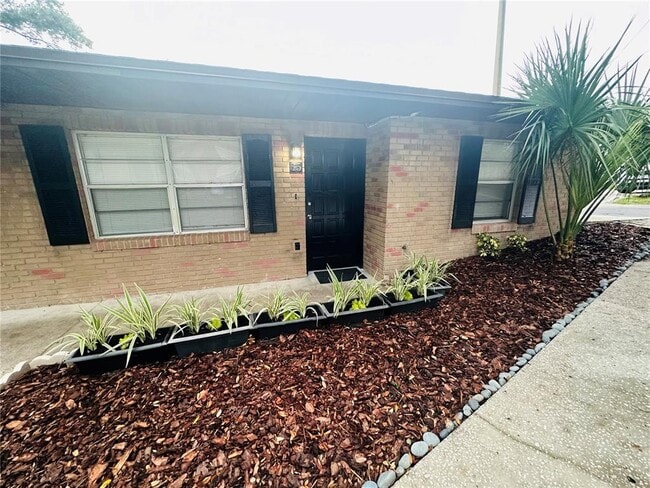 Building Photo - 101 Lake Hunter Dr